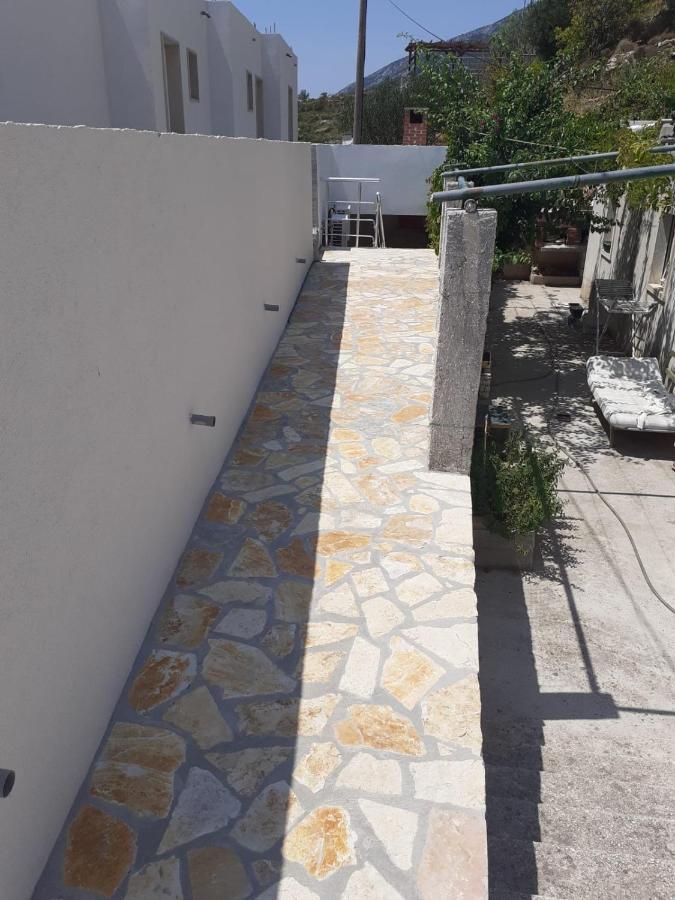 Apartments Slavica Бол Екстериор снимка