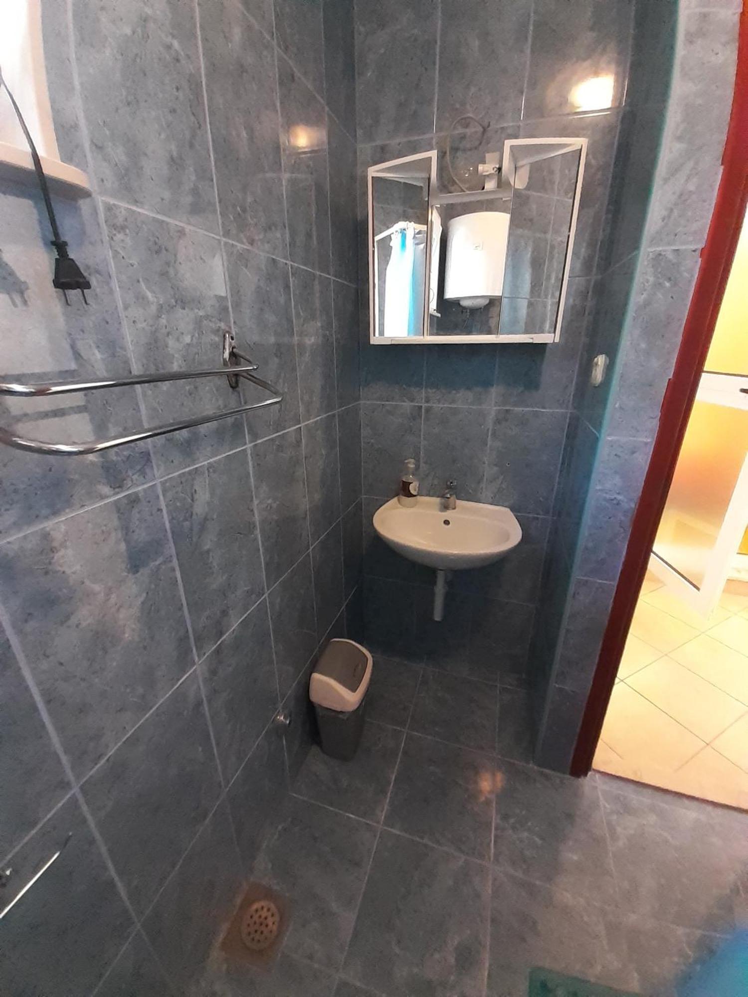 Apartments Slavica Бол Стая снимка